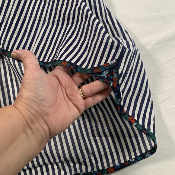 Holding Horses Anthropologie Navy White Striped Floral Button Up Tunic SZ Small - Picture 10 of 10